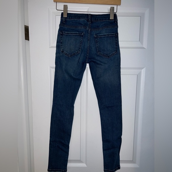 Mid to High Rise Denim Pant - Picture 3 of 3
